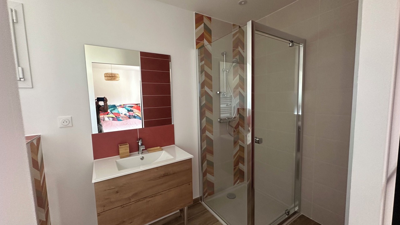 Photo of Bathroom in Montaren-et-Saint-Mediers