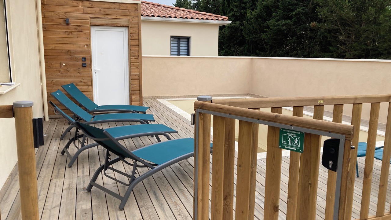 Photo of Outdoor in Montaren-et-Saint-Mediers