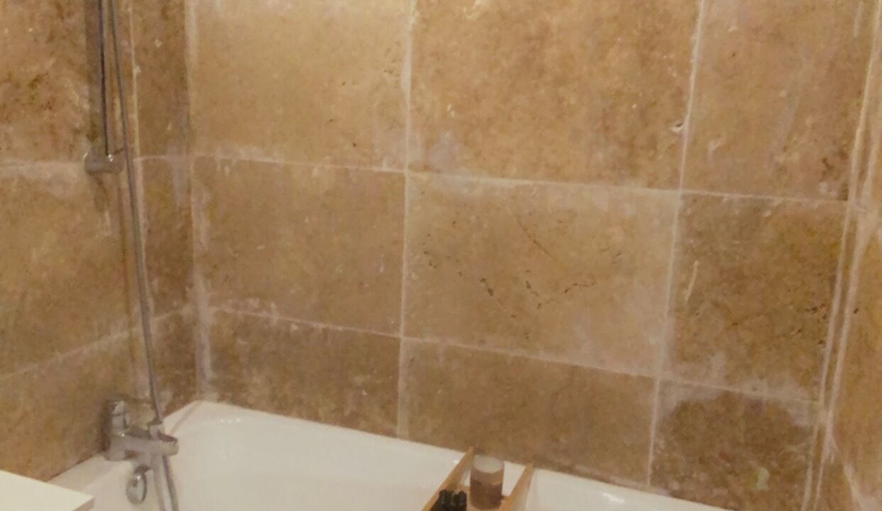 Photo of Bathroom in Chatillon