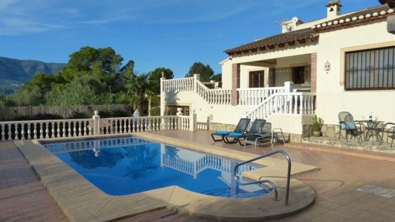 Photo of Outdoor in Jalon