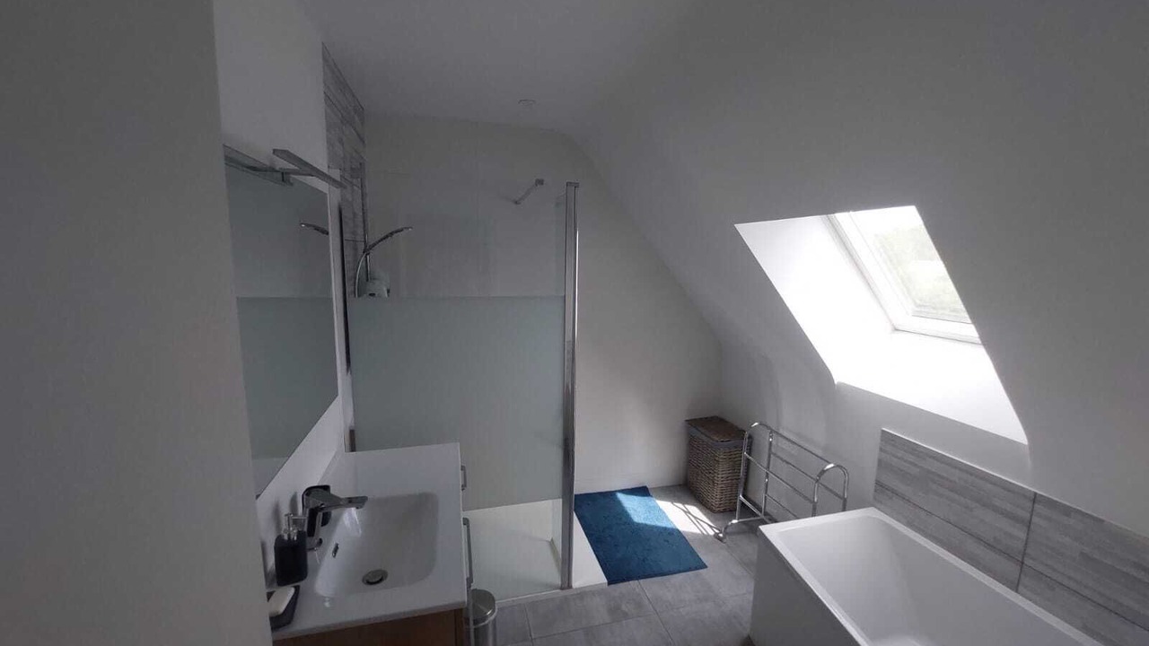 Photo of Bathroom in Queven