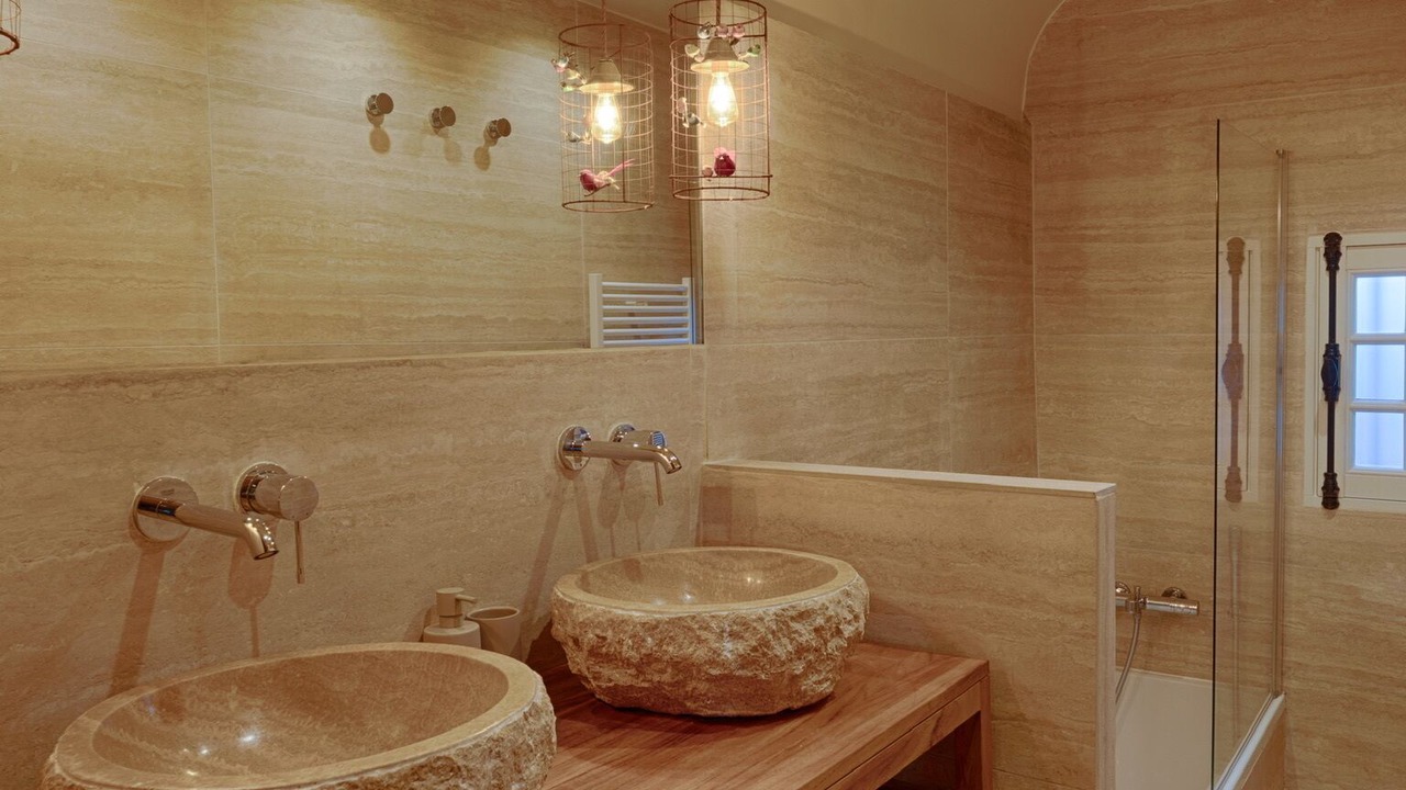 Photo of Bathroom in Branville