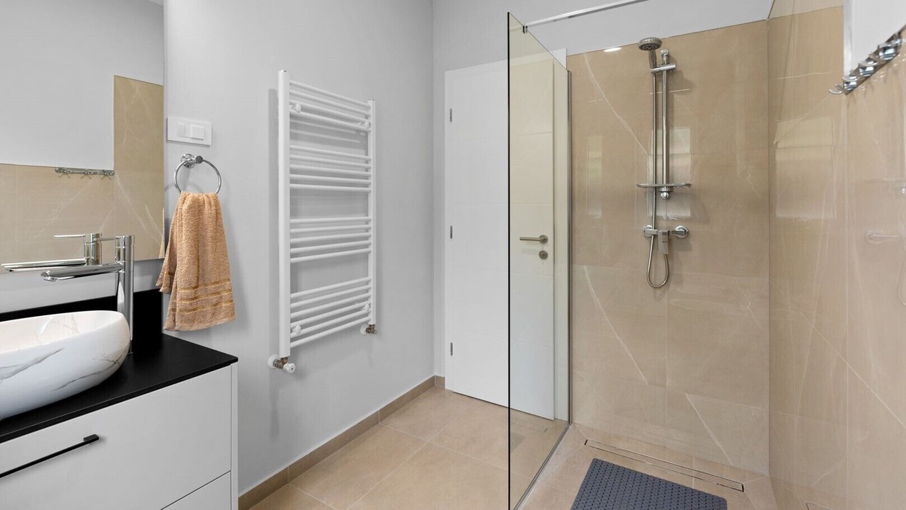Photo of Bathroom in Matohanci