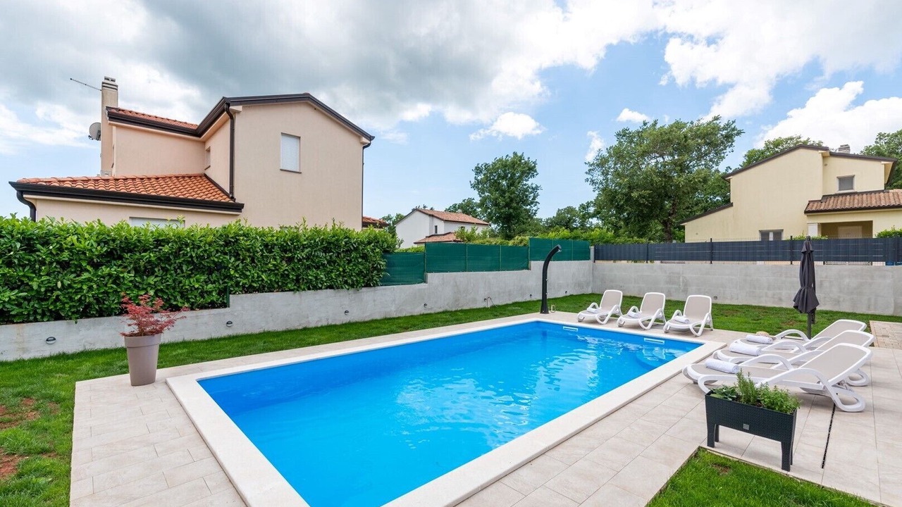 Photo of Outdoor in Matohanci