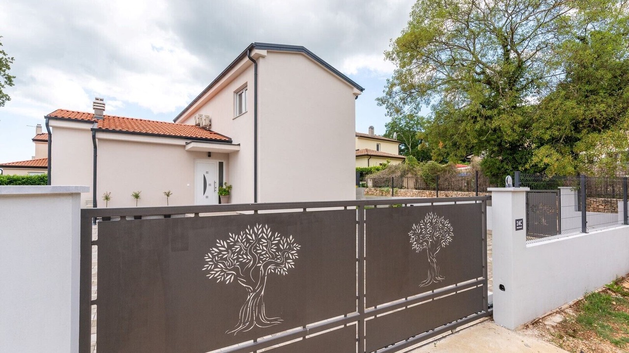 Photo of Outdoor in Matohanci
