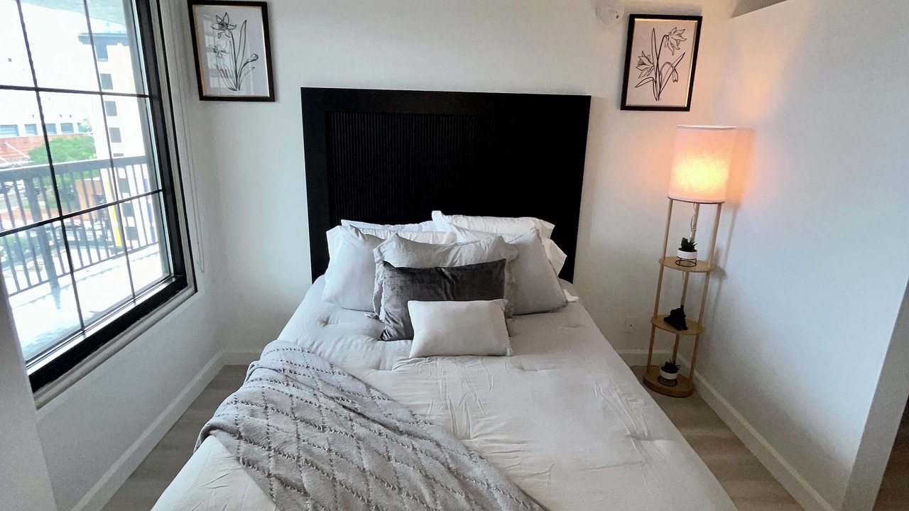 Photo of Bedroom in Downtown Baltimore