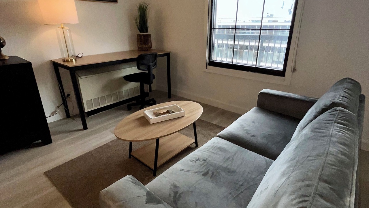 Photo of Livingroom in Downtown Baltimore