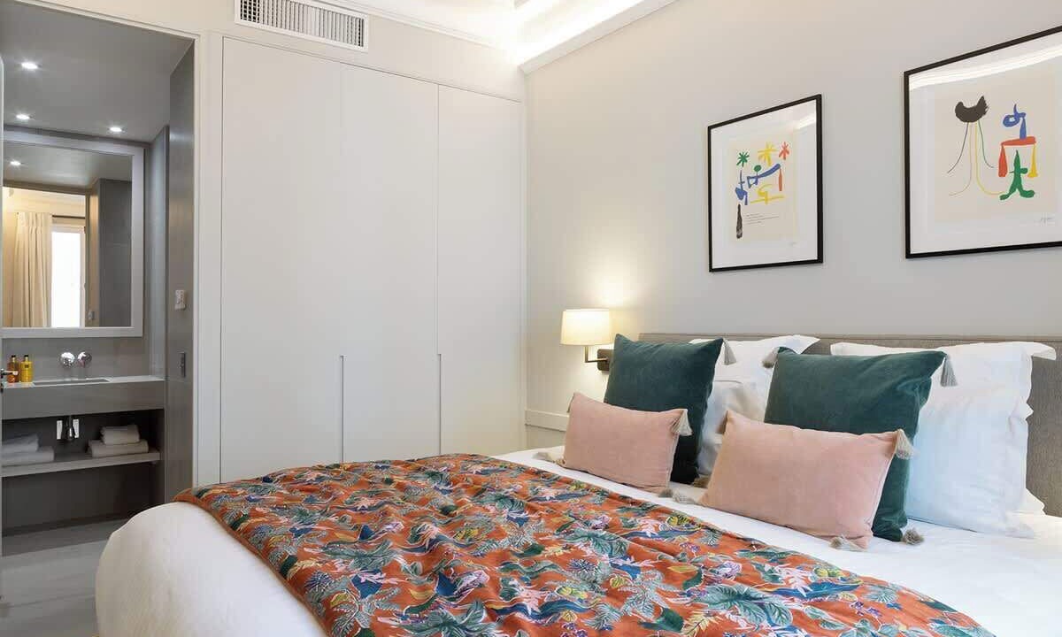 Photo of Bedroom in Saint-Thomas-d'Aquin