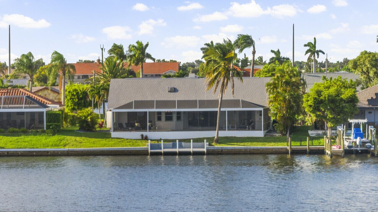 Photo of Outdoor in Eight Lakes