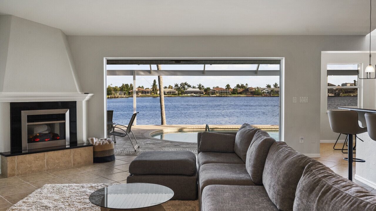 Photo of Livingroom in Eight Lakes