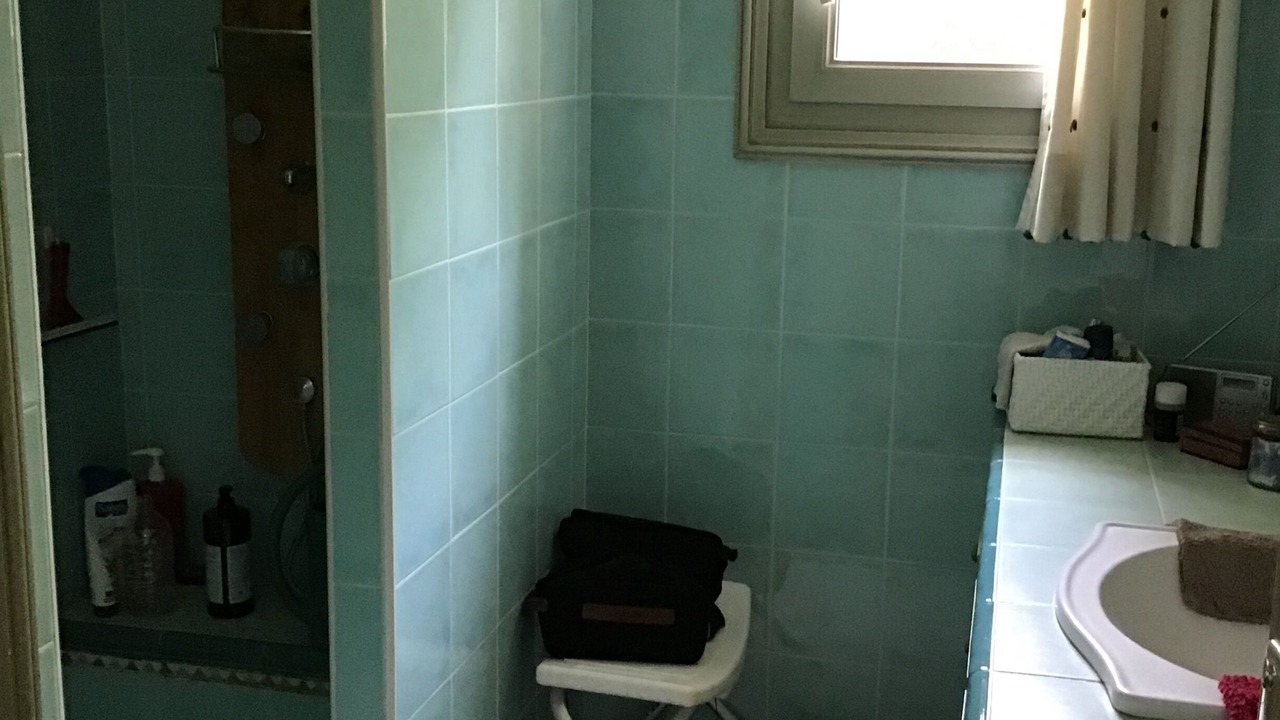 Photo of Bathroom in Etoile-sur-Rhone