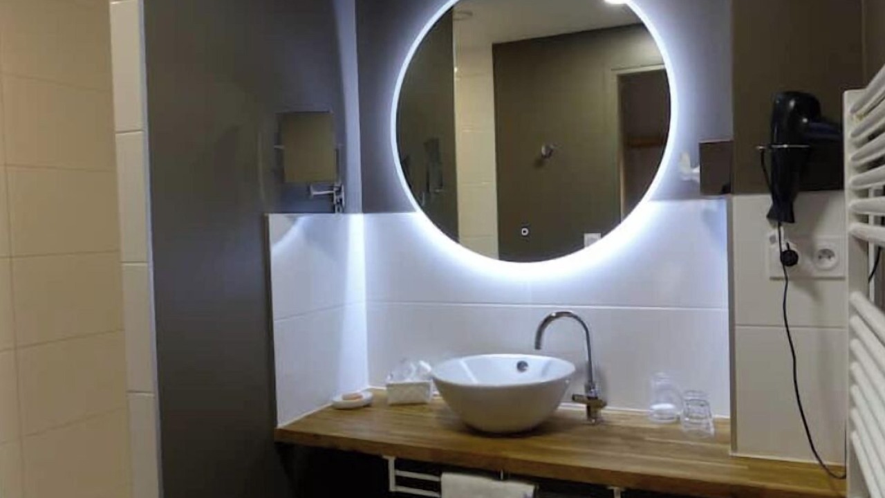 Photo of Bathroom in Seclin