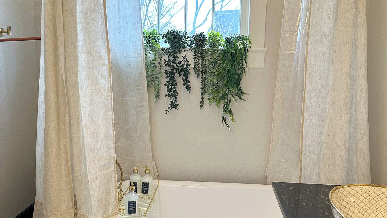 Photo of Bathroom in Downtown Historic