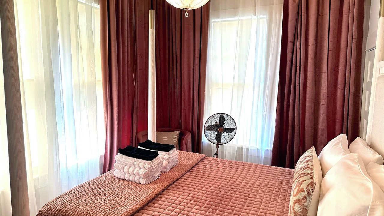 Photo of Bedroom in Downtown Historic