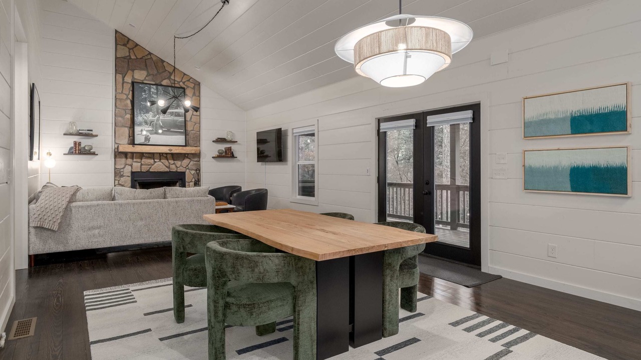 Photo of Others in Ellijay