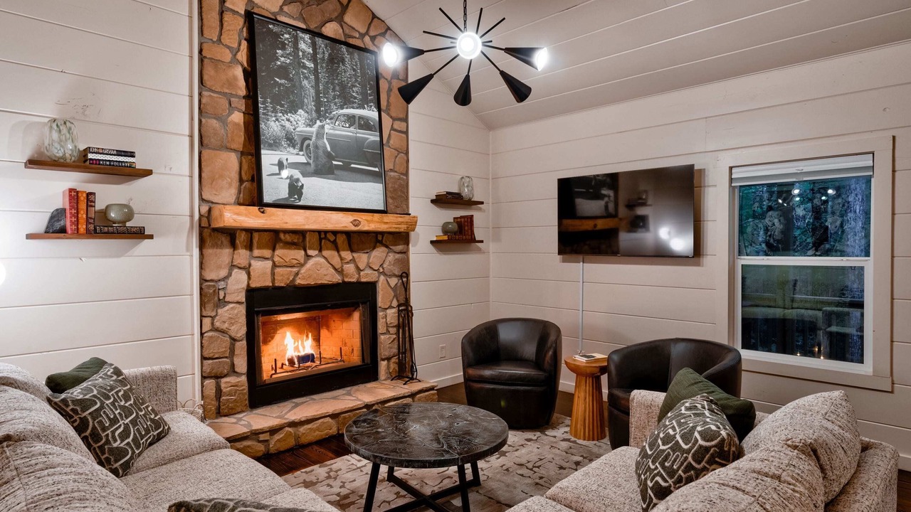 Photo of Others in Ellijay