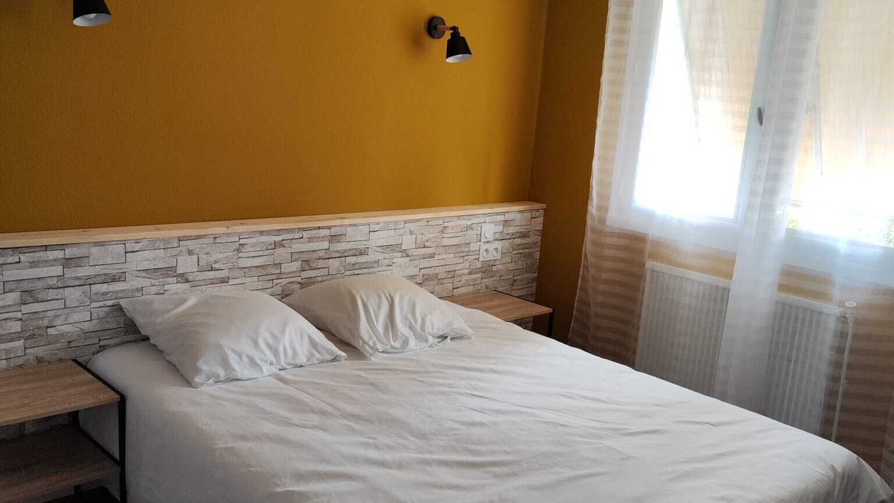 Photo of Bedroom in Saint-Barthelemy-le-Plain