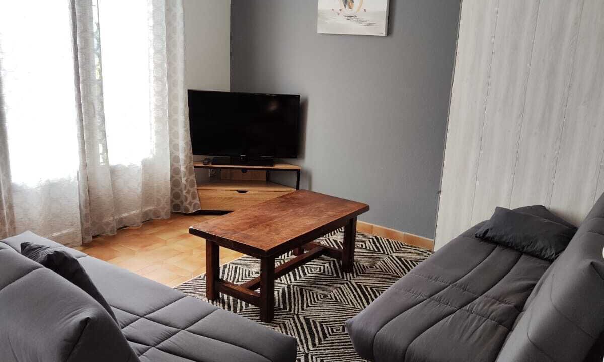 Photo of Livingroom in Saint-Barthelemy-le-Plain