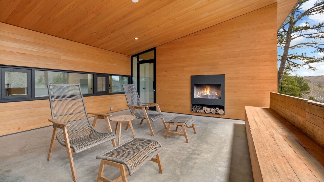 Photo of Livingroom in Rogers