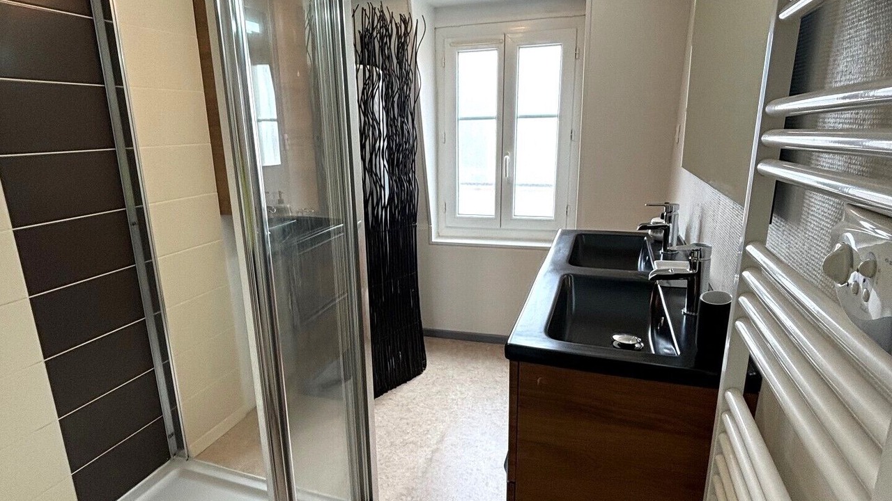 Photo of Bathroom in Nevers