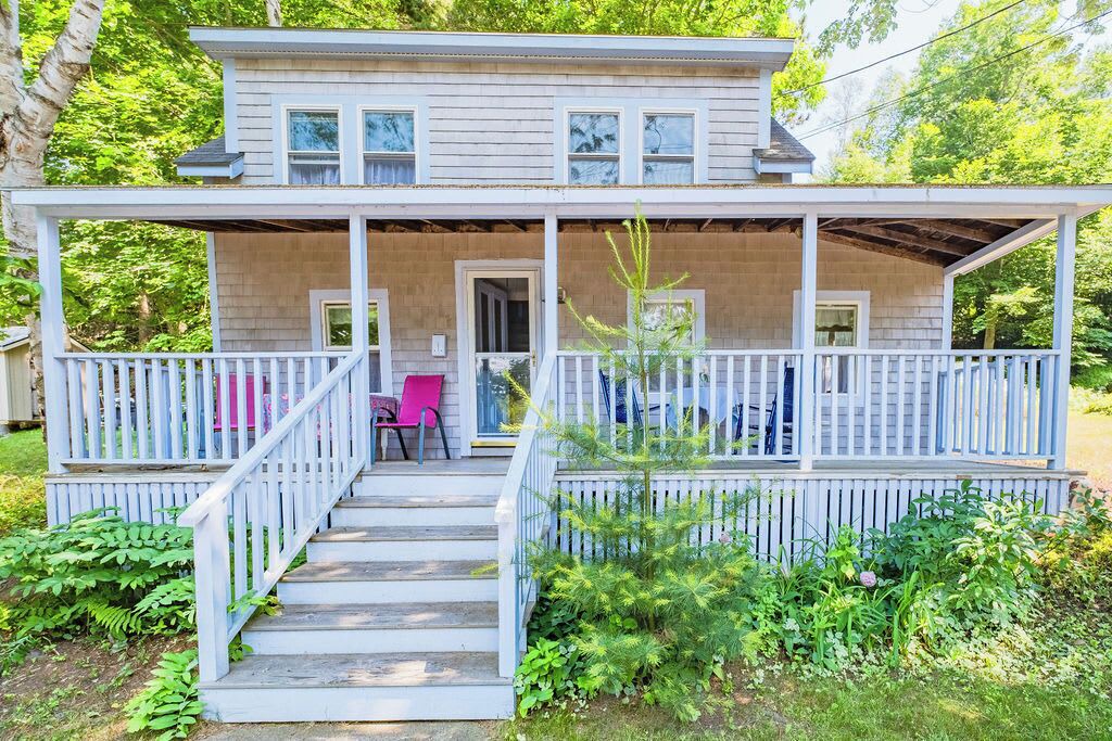Photo of Patio Balcony in Peaks Island