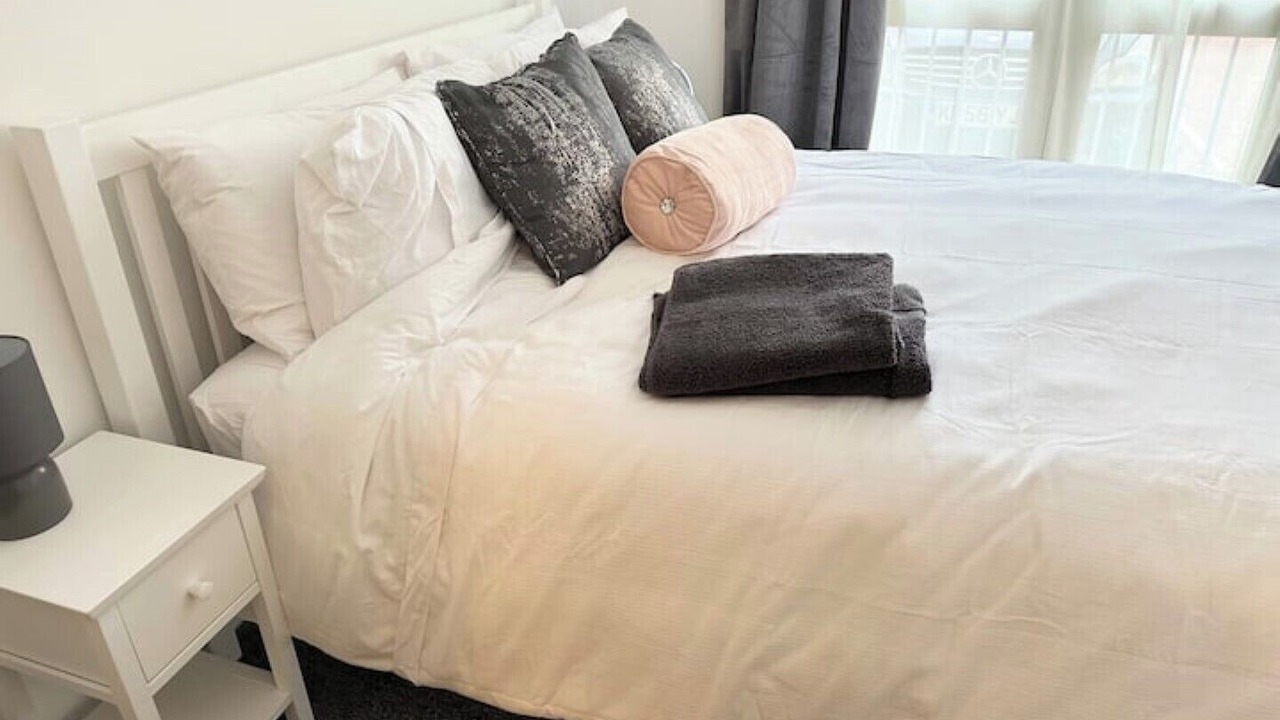 Photo of Bedroom in Darley Abbey