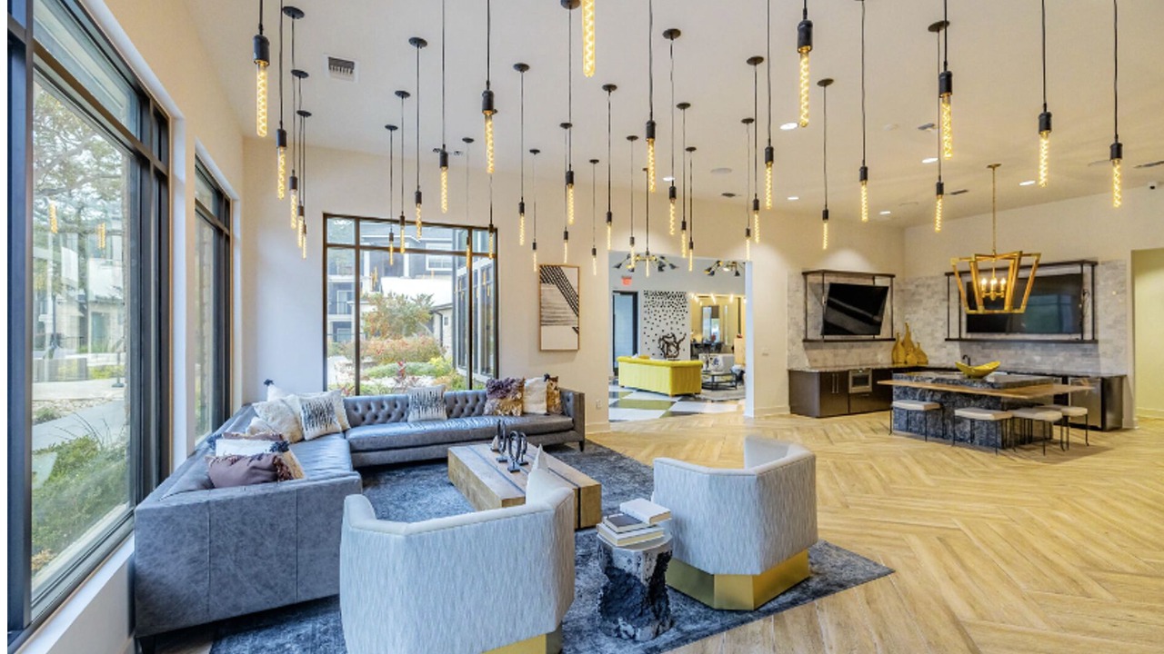 Photo of Livingroom in McNeil