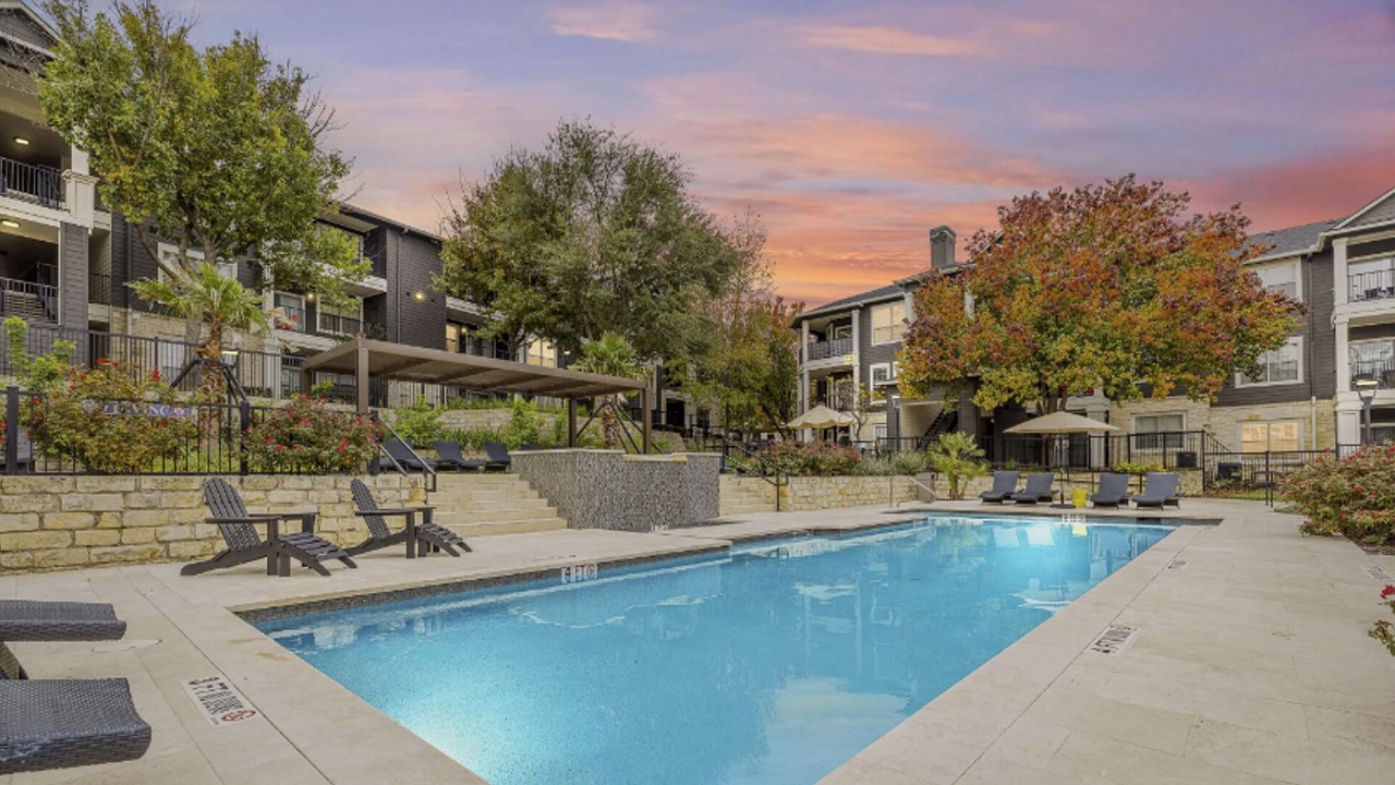 Photo of Outdoor in McNeil
