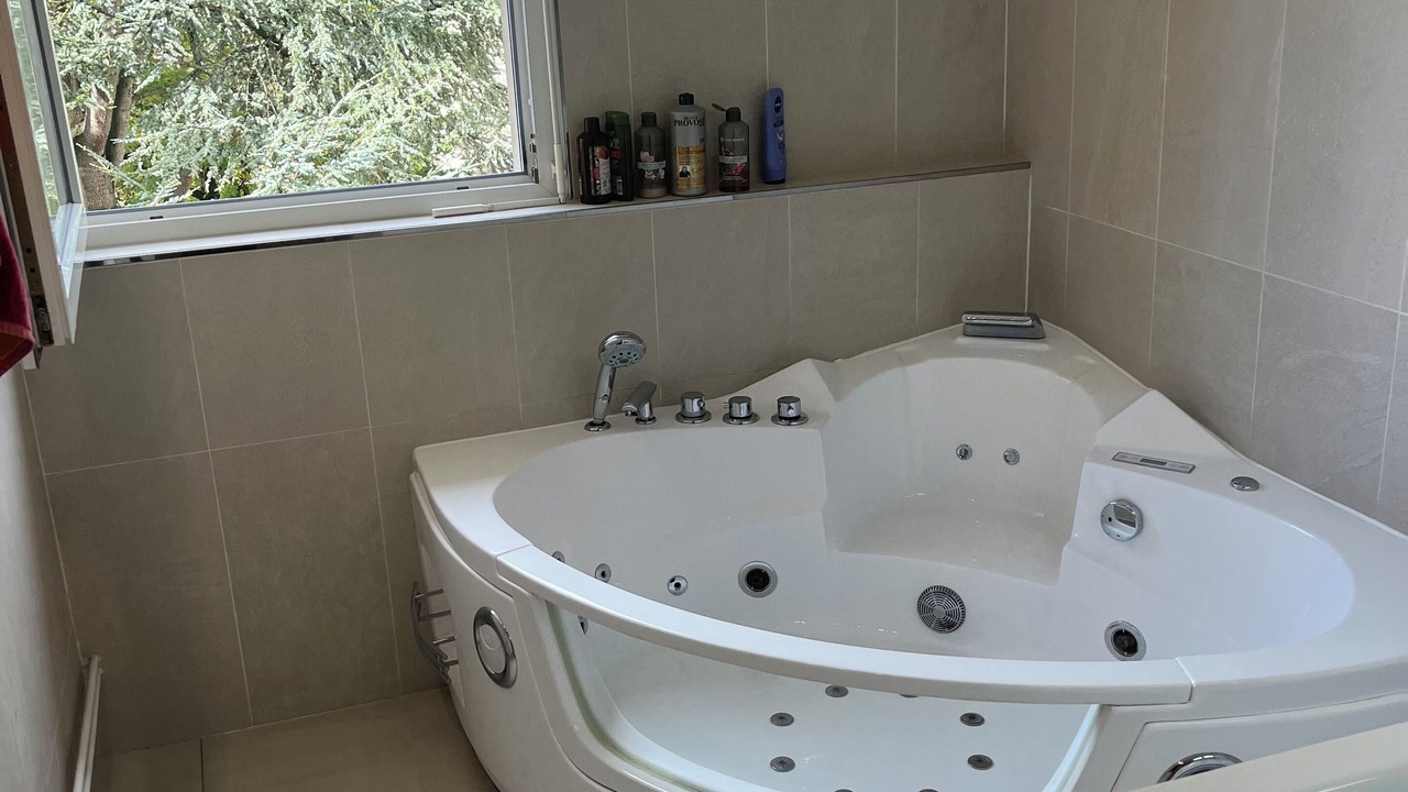 Photo of Bathroom in Bretigny-sur-Orge