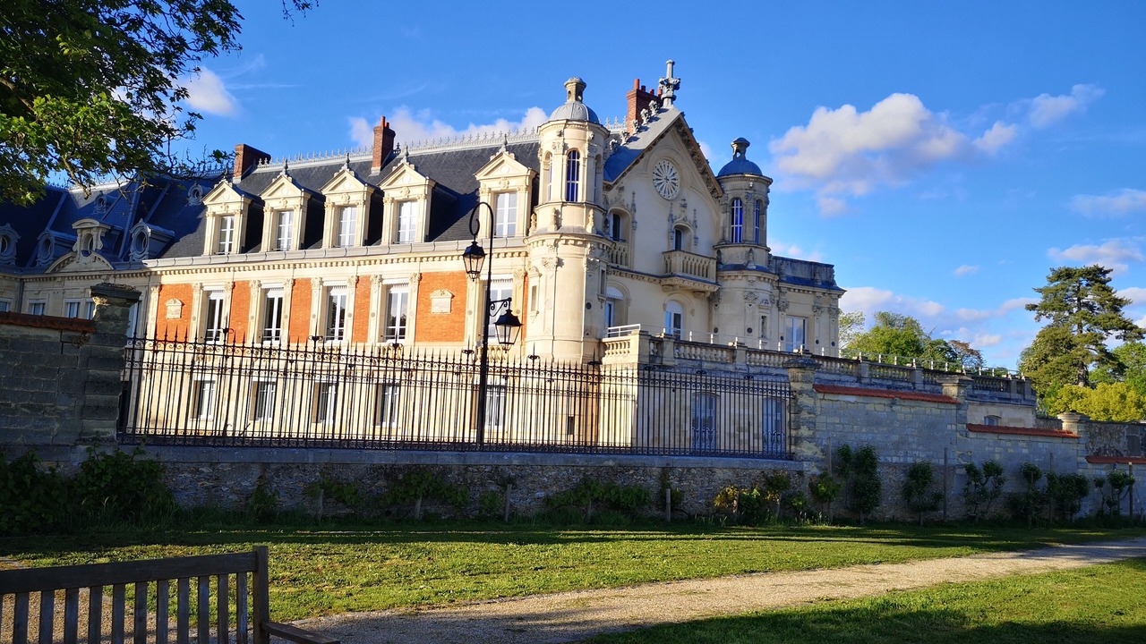 Photo of Others in Conflans-Sainte-Honorine