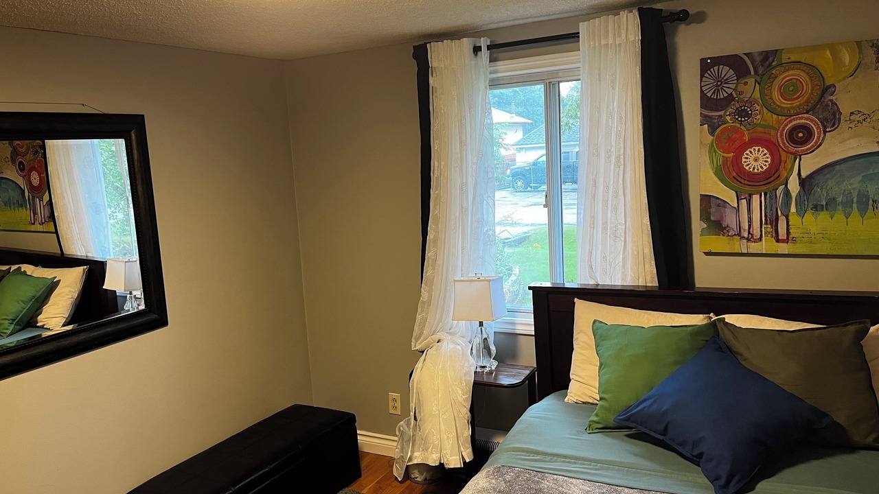 Photo of Bedroom in Alcona