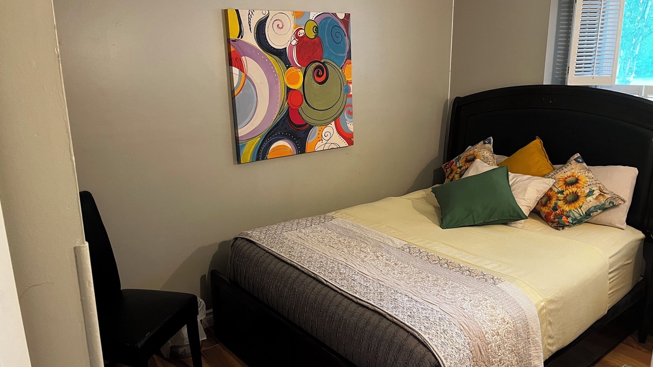 Photo of Bedroom in Alcona