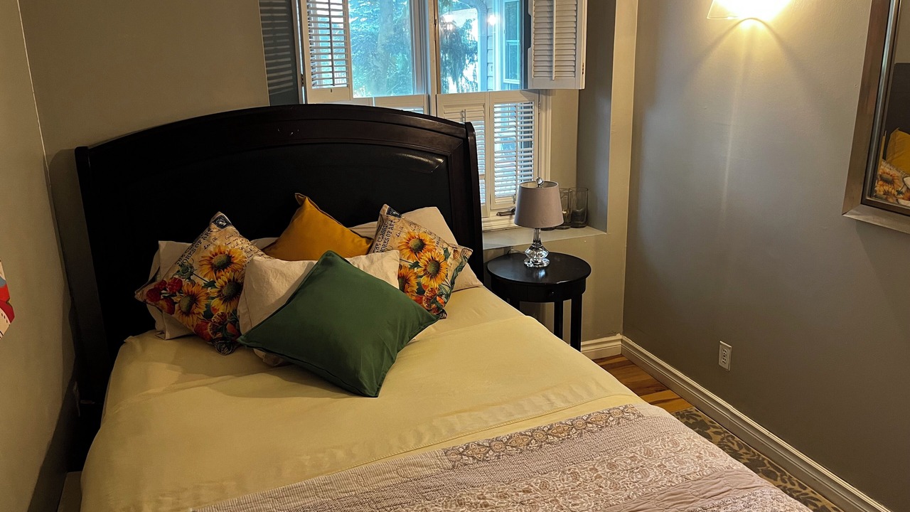 Photo of Bedroom in Alcona