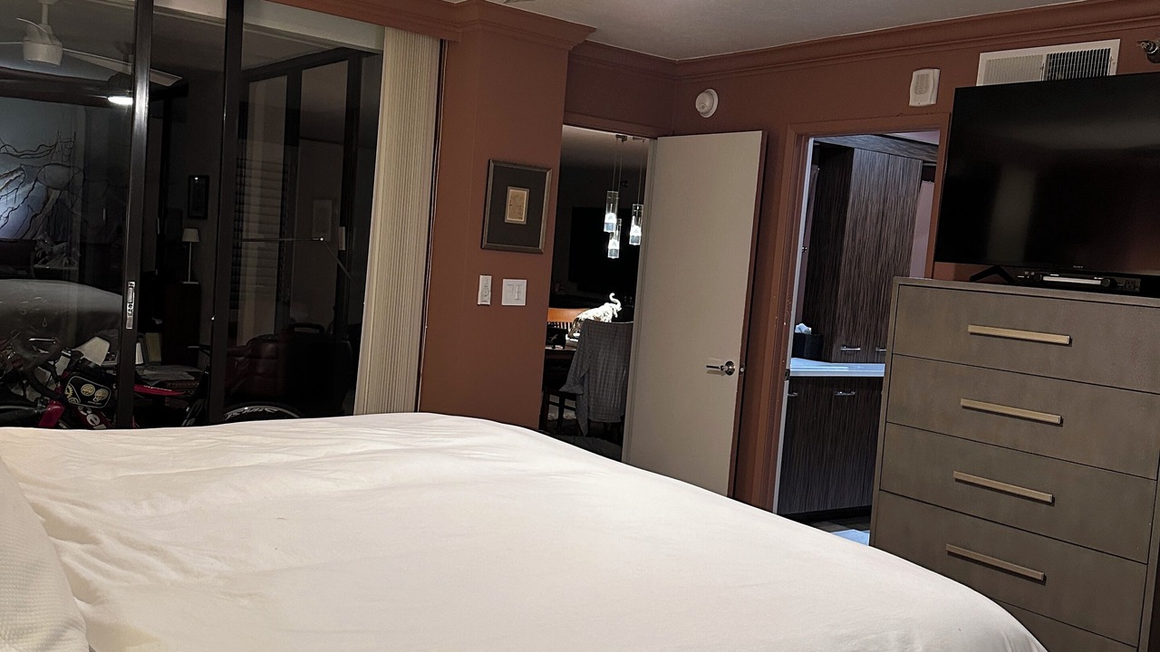 Photo of Bedroom in Pelican Bay