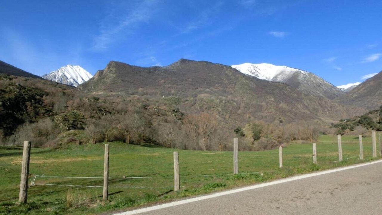 Photo of Others in Isavarre