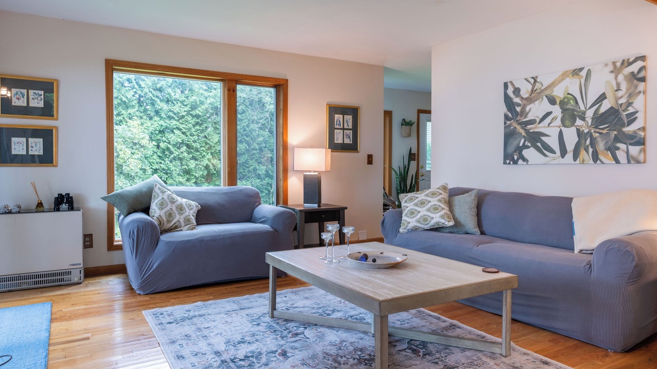 Photo of Livingroom in Plattsburgh