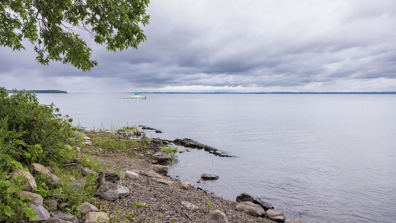Photo of Bedroom in Plattsburgh