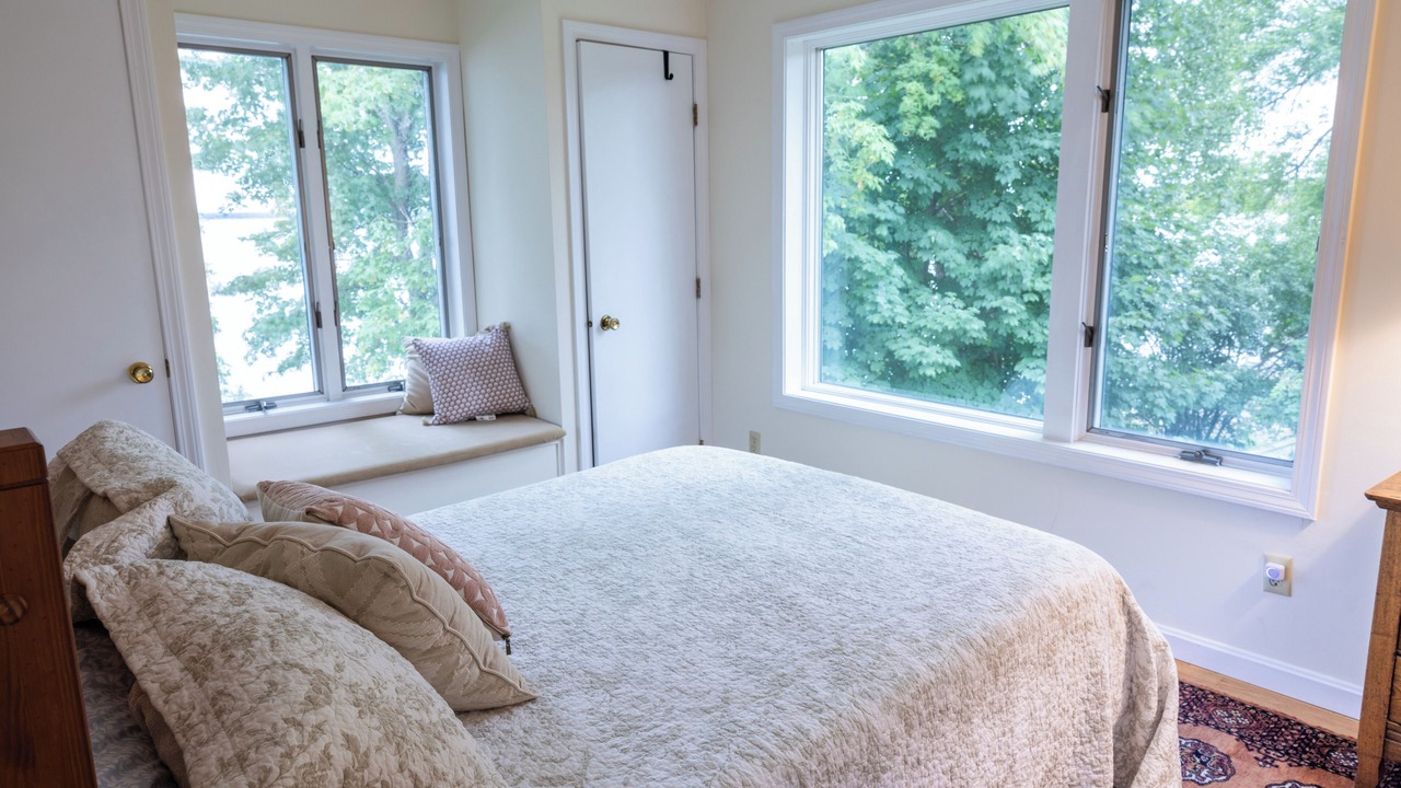 Photo of Bedroom in Plattsburgh