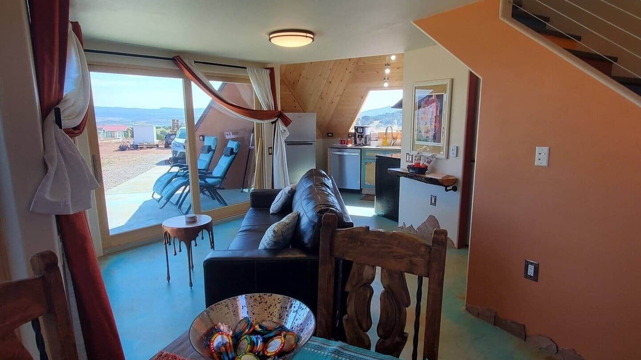 Photo of Livingroom in Youngsville
