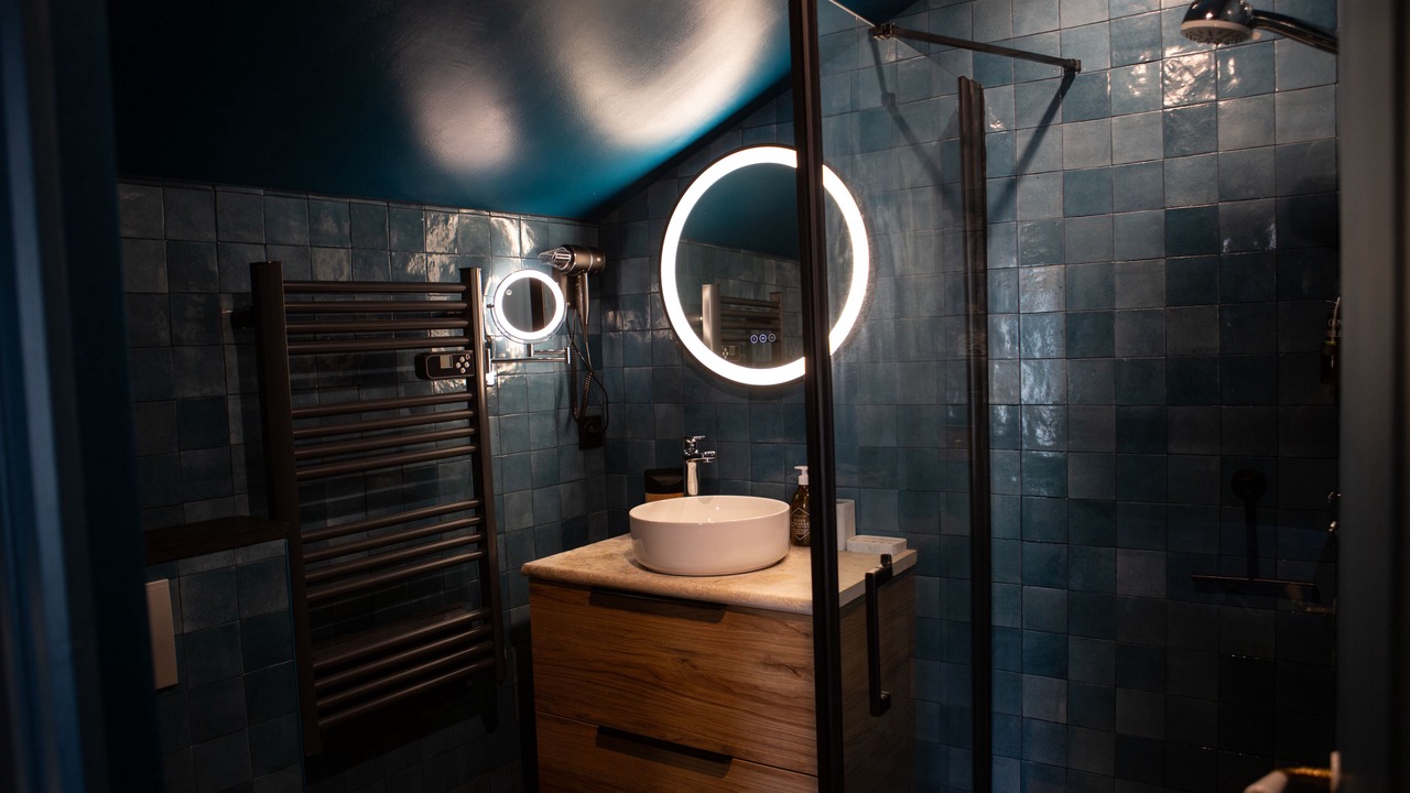 Photo of Bathroom in Saint-Jean-Lespinasse