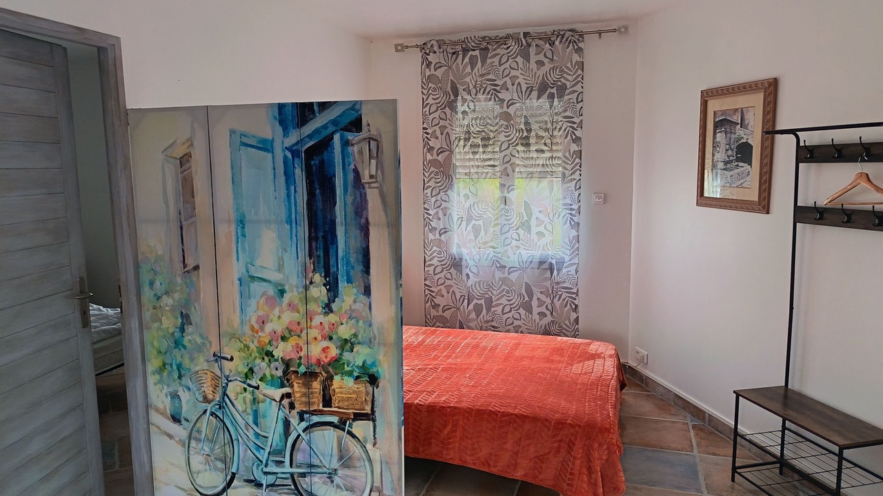 Photo of Bedroom in Saint-Christol-de-Rodieres