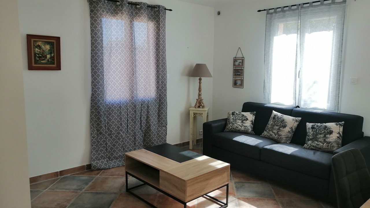 Photo of Livingroom in Saint-Christol-de-Rodieres