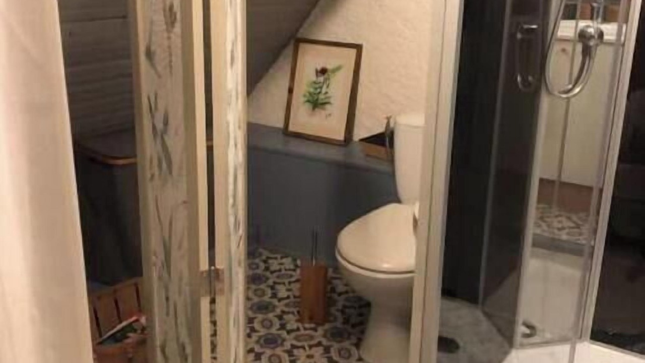 Photo of Bathroom in Neuvy-Grandchamp