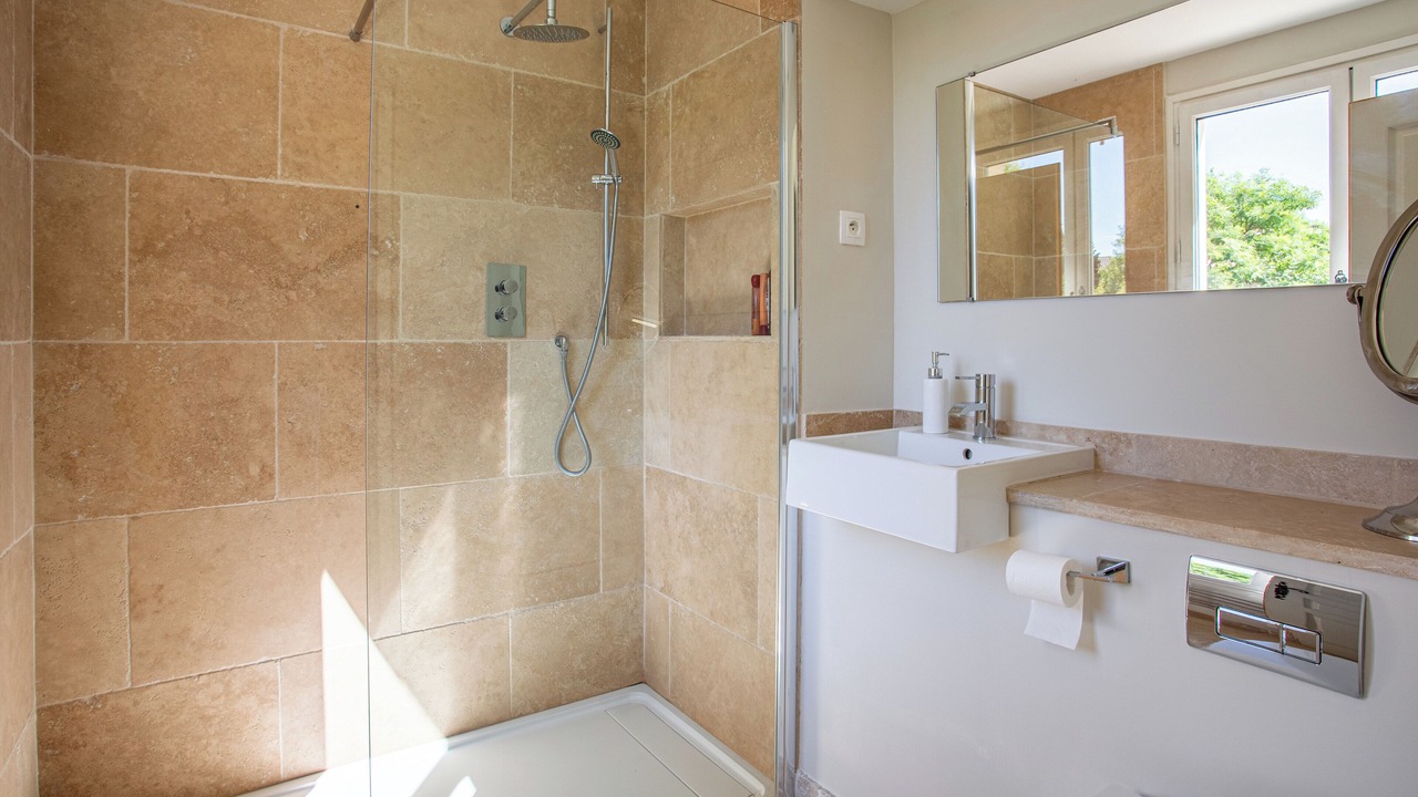 Photo of Bathroom in Neffies