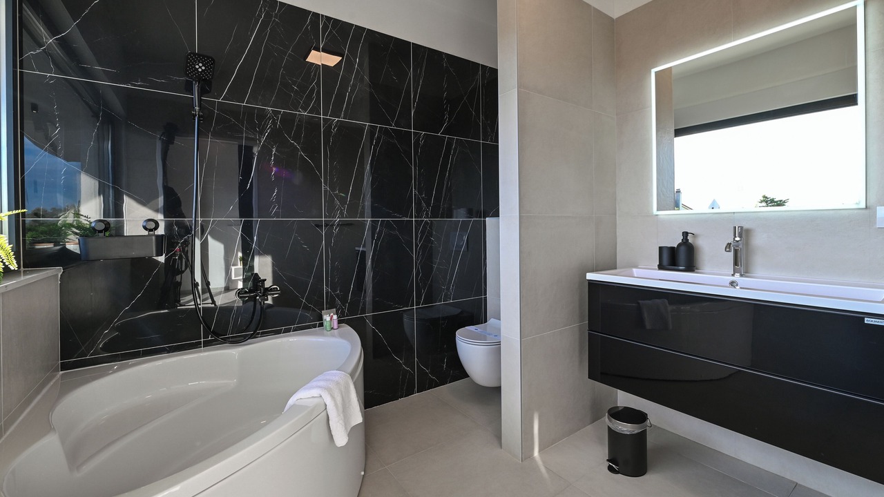 Photo of Bathroom in Mandre