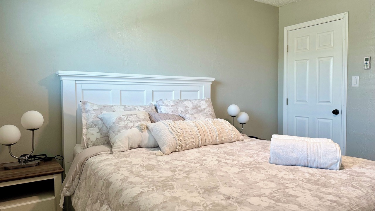Photo of Bedroom in Hanford