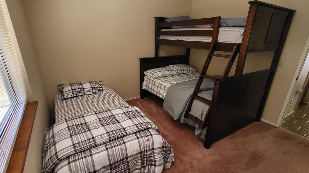 Photo of Bedroom in Mariposa