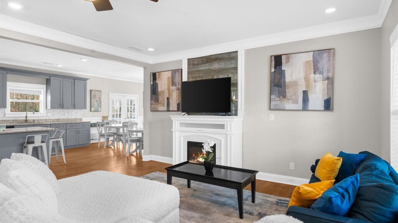 Photo of Bedroom in Lawrenceville