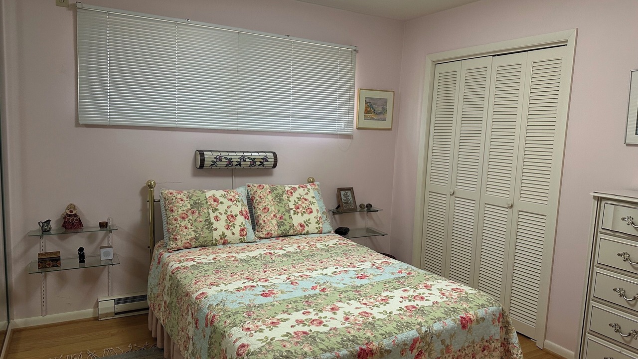 Photo of Bedroom in Grissom - Highland