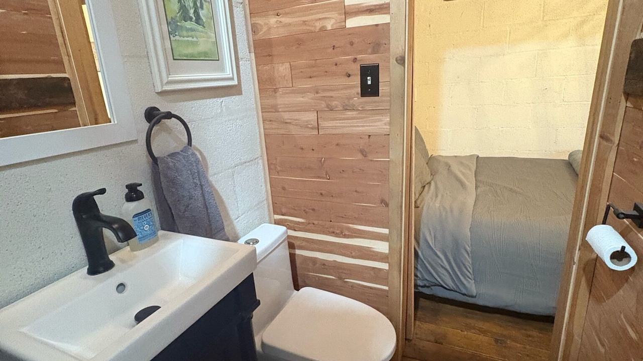 Photo of Bathroom in Pateros